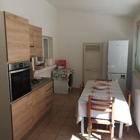 Res Publica Domus Nyaraló *
