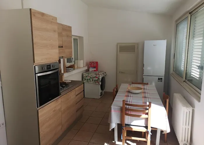Res Publica Domus Nyaraló *