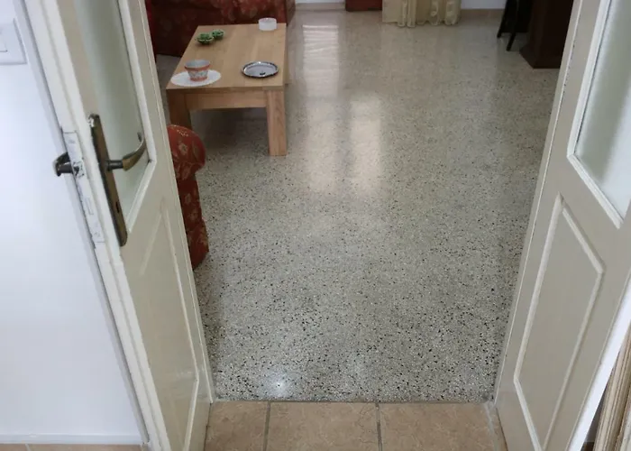 Nyaraló Res Publica Domus *